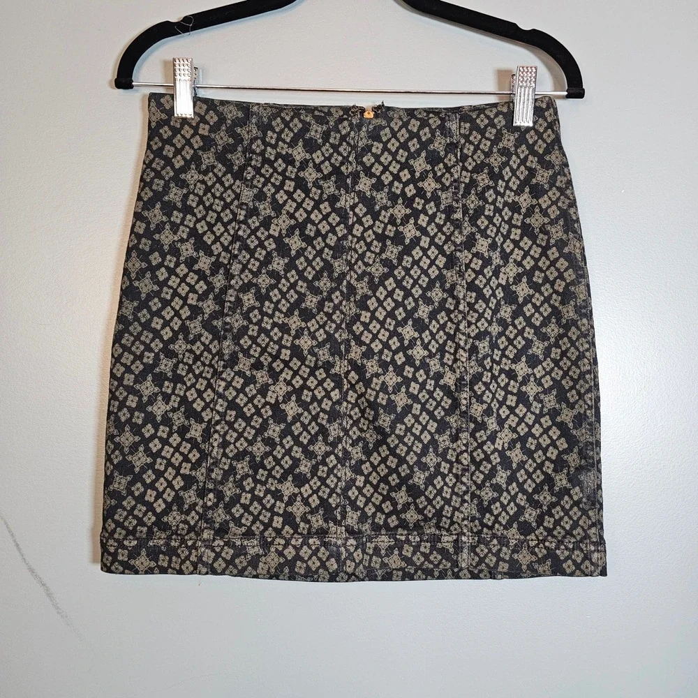 Free People Women's Mini Skirt Black Tan Geometric Pattern Zip Closure Size 8